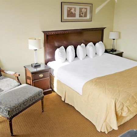 Economy Hotel Plus Wichita Esterno foto
